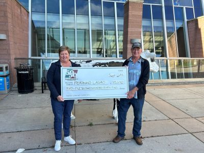 GP Winner 2 Ferdinand LaGro and wife Marjam holding cheque